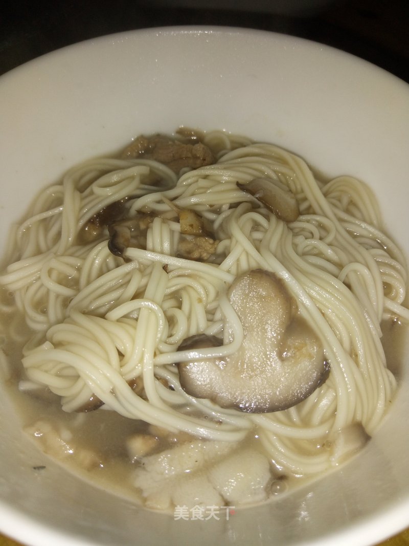 Shiitake Mushroom and Pork Noodle Soup