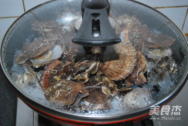 Dry Steamed Sea Rainbow and Scallops recipe