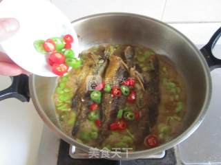 Braised Bean Rice with Yellow Bone Fish recipe