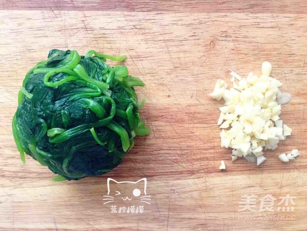 Garlic Sea Rice with Spinach recipe