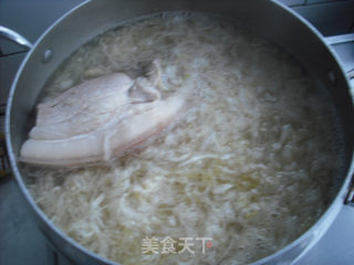 Northeastern Cuisine【pickled White Pork with Pickled Cabbage】 recipe