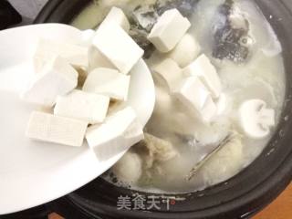 【suzhou】mushroom Tofu Fish Head Soup recipe