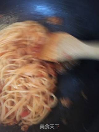 Spaghetti with Tomato Meat Sauce recipe