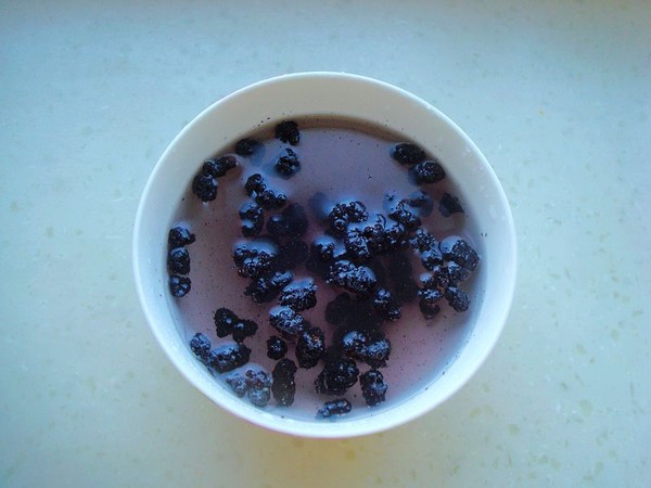 Mulberry and Wolfberry Porridge recipe