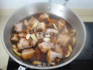 Braised Bamboo Shoots with Oily Pork recipe