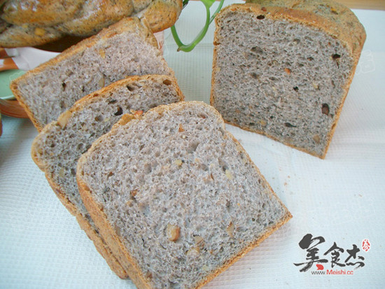 Black Sesame Walnut Toast recipe