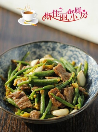 Stir-fried Beef with Cucumber Flower recipe