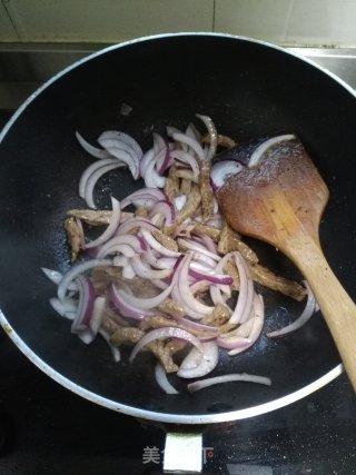 Black Pepper Beef Bun recipe