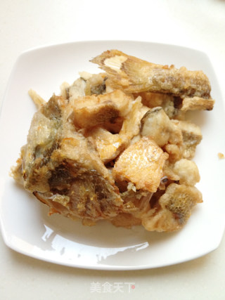 Banquet Dishes-salt and Pepper Large Yellow Croaker recipe