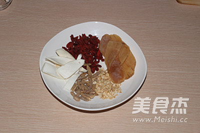 Guangdong Old Fire Soup-tianma Fish Head Soup recipe