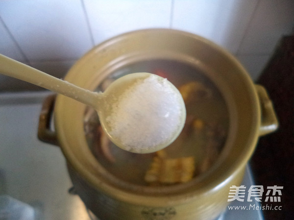 Fen Kui Mung Bean Pork Bone Soup recipe