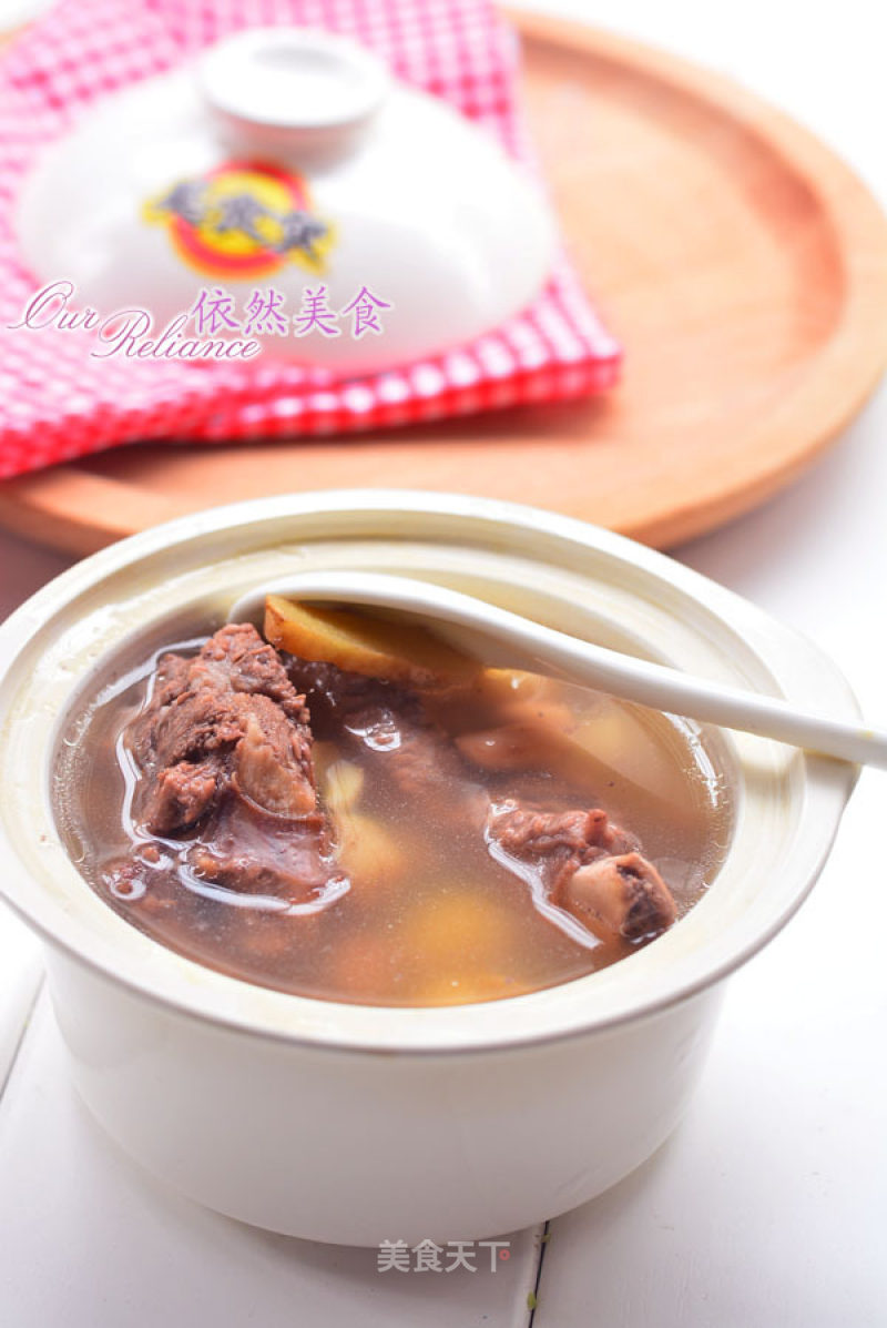 Lotus Seed Peanut Spare Ribs Soup recipe