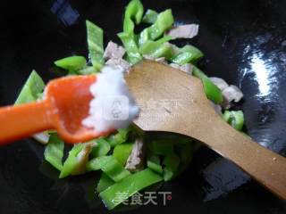 Stir-fried Lamb with Hot Pepper recipe