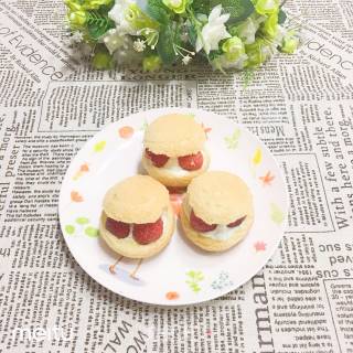 Strawberry Meringue Puffs recipe