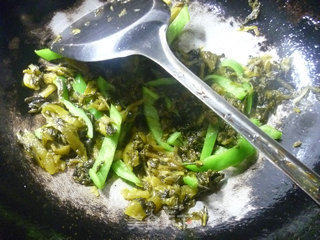 Stir-fried Eggplant with Sauerkraut recipe