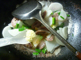 Stir-fried Radish with Sausage recipe
