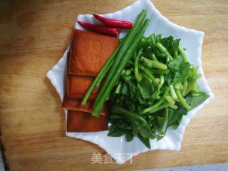 Choy Sum Stir-fried Five Spice Dried Beans recipe