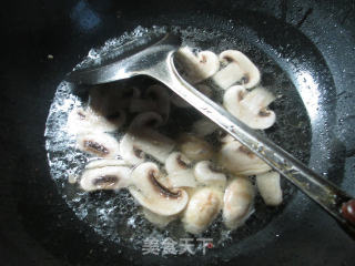 Shrimp, Asparagus and Mushroom Soup recipe