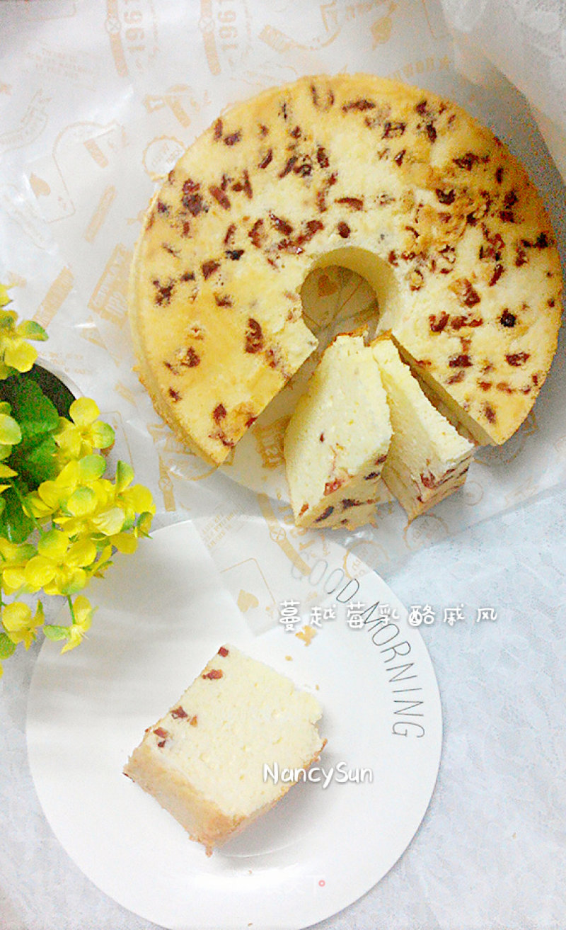 Rich Flavor and Freshness-cranberry Cheese Chiffon recipe