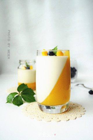 #四session Baking Contest and It's Love to Eat Festival# Mango Two-color Mousse Cup recipe