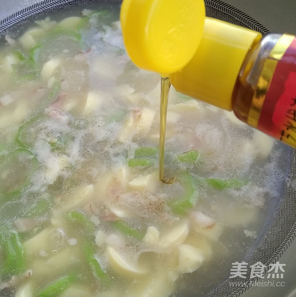 Bacon and Loofah Yuzi Soup recipe