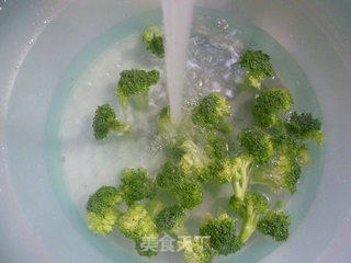 Broccoli, Crab, Winter Melon Soup recipe