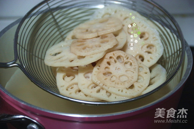 Cold and Spicy Lotus Root Slices recipe