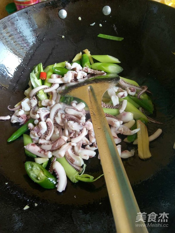 Stir-fried Squid Mustard recipe