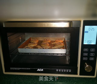 Mulberry and Black Sesame Crisp Bake recipe