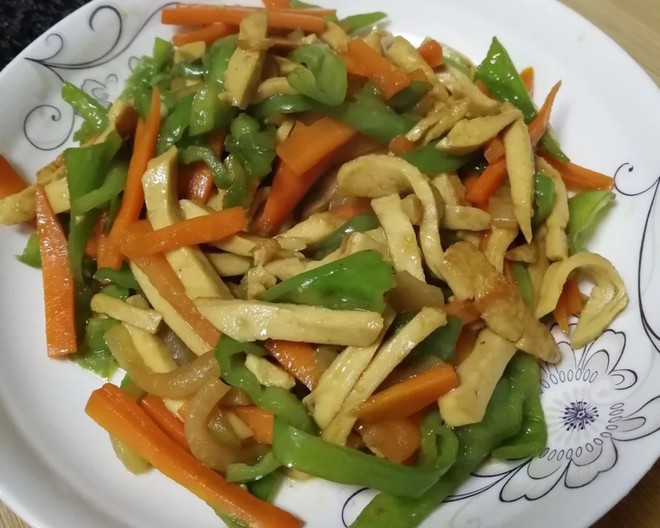 Vegetarian Chicken Stir-fried Three Silks recipe