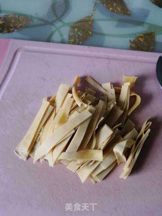 Cold Tofu Skin (dry Tofu) Potato Shreds recipe