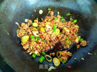 Steamed Eggplant with Minced Meat Sauce recipe