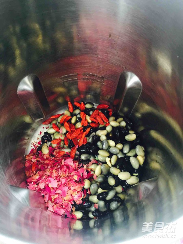 Rose Black Bean Nourishing Beauty Soy Milk recipe