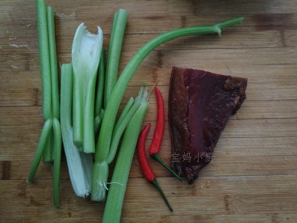 Stir-fried Celery with Bacon recipe