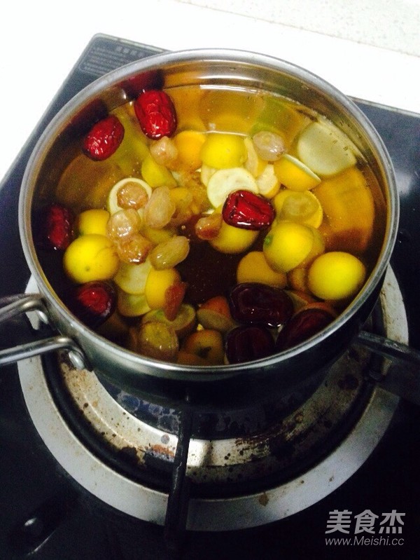 Kumquat, Longan, Red Date and Syrup recipe