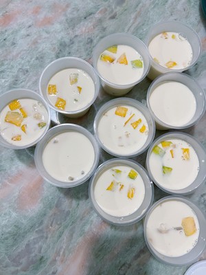 Summer Dessert——mango Flower Maw Milk Jelly recipe