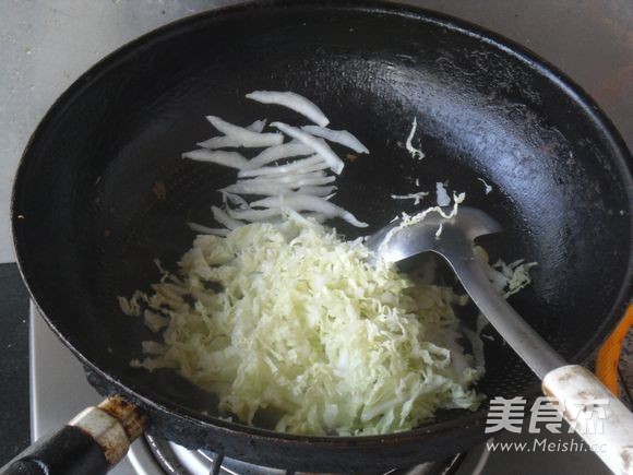 Braised Meatballs with Shredded Cabbage recipe