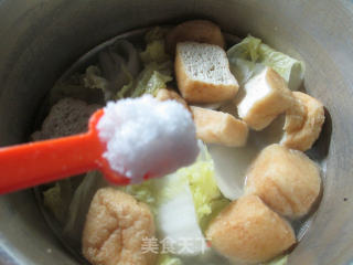 Oily Tofu, Cabbage and Bone Soup recipe