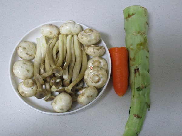 Stir-fried Mushrooms with Lettuce recipe