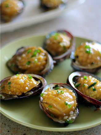 Steamed Abalone in Oyster Sauce recipe