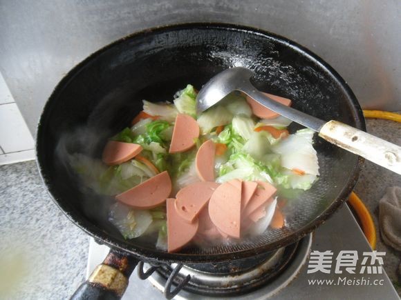 Braised Chinese Cabbage with Meat Sausage recipe