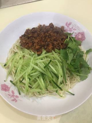 Noodles with Meat Sauce~"summer Lazy Meal" recipe