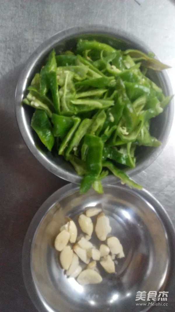 Stir-fried Sea Cucumber with Chili recipe