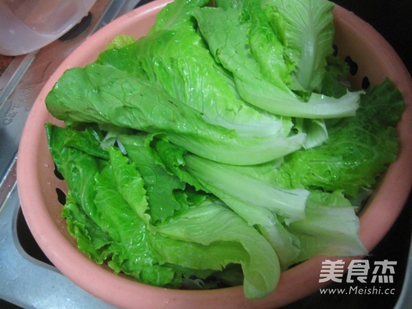 Stir-fried Lettuce with Dace in Black Bean Sauce recipe