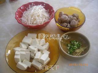 Beef Ball Enoki Mushroom Soup recipe