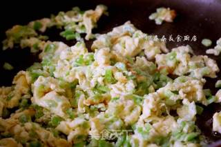 Scrambled Eggs with Hot Peppers recipe