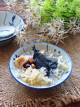 White Fungus Black Chicken Soup recipe