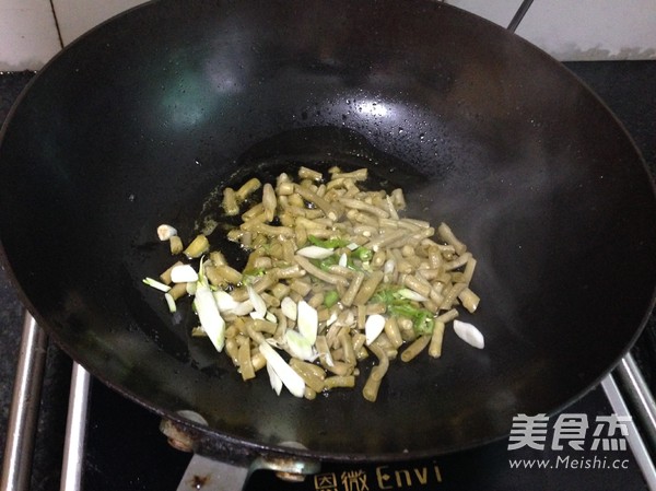 Capers Noodles recipe