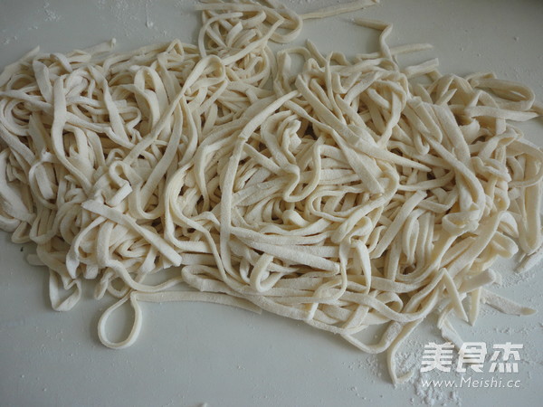 Hot Pepper and Egg Sauce Noodles recipe