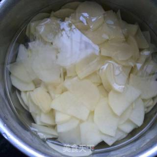 Potato Chips in Tomato Sauce recipe